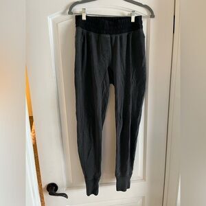 Lululemon joggers